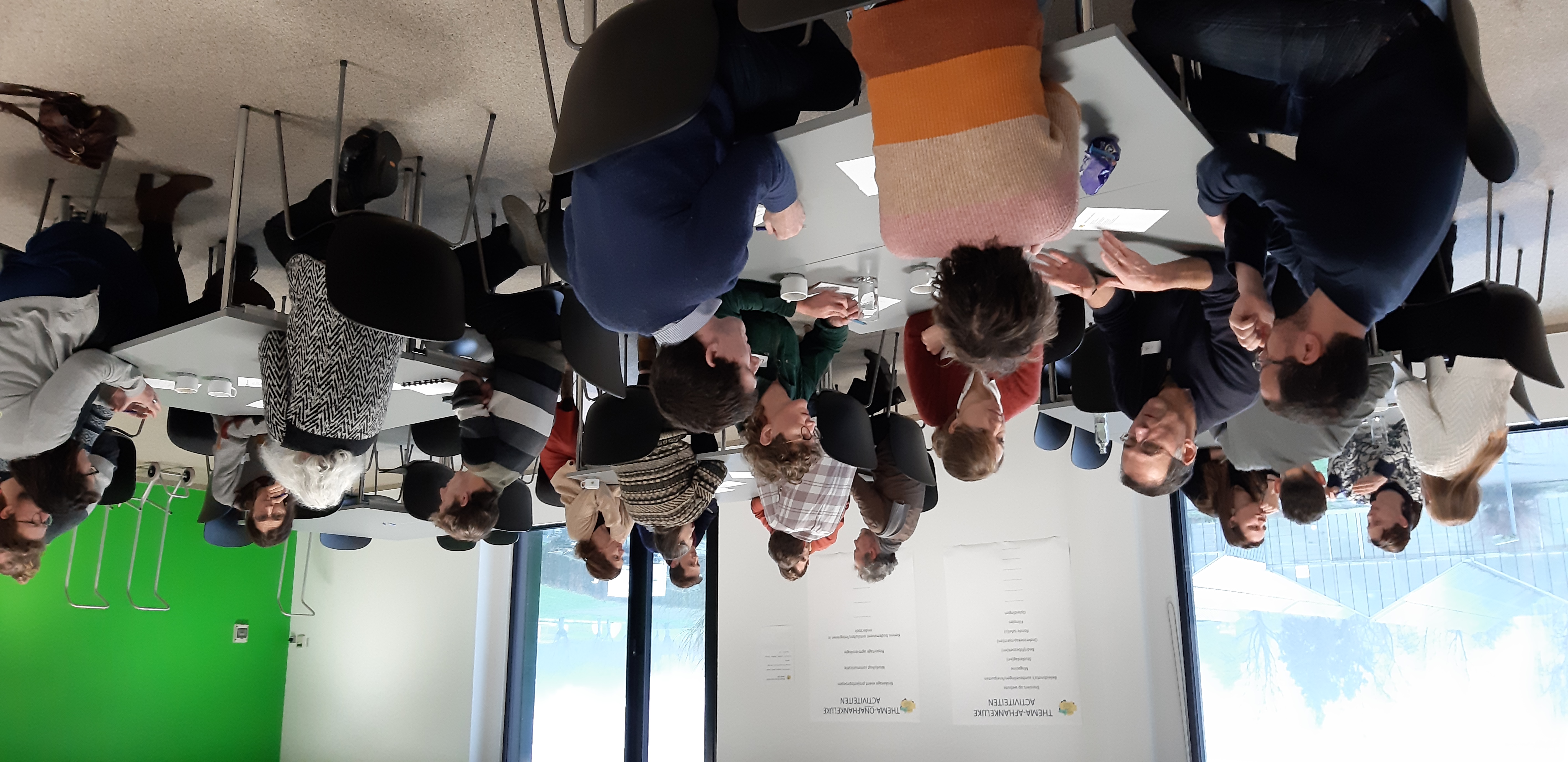 LLAEBIO kijkt vooruit WS